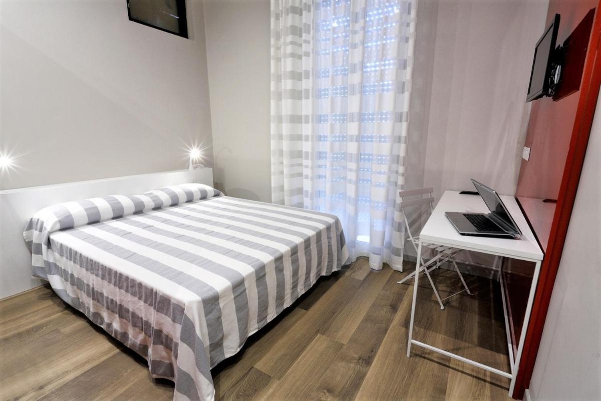 Hotel Aurea Rimini Exterior photo