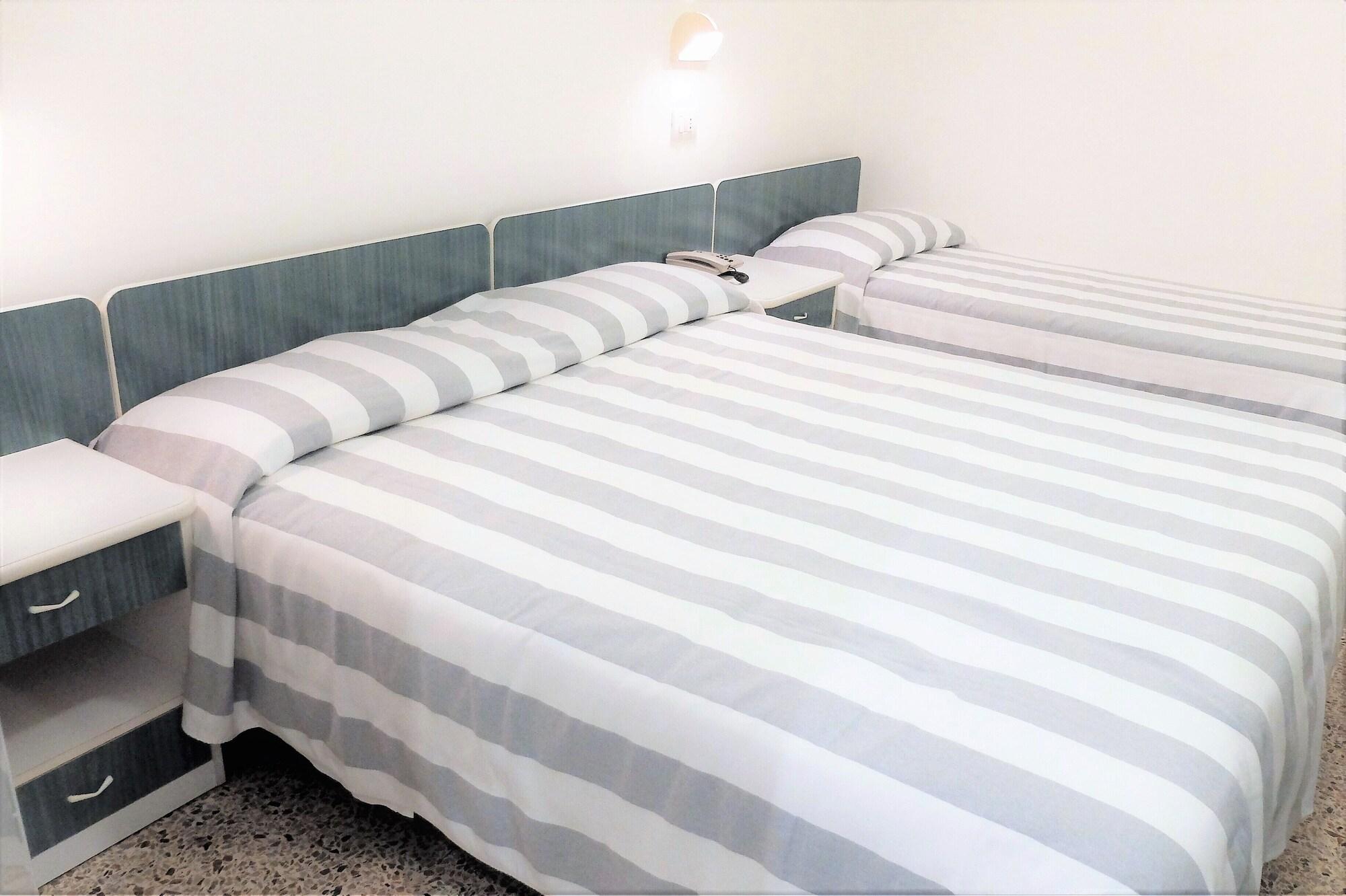 Hotel Aurea Rimini Exterior photo